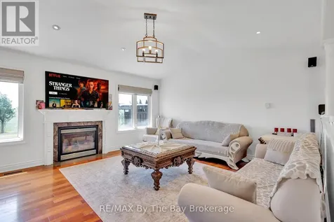 2569 Lockhart Road Innisfil ON L9S 3G2