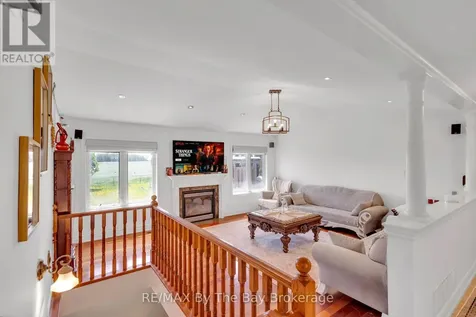 2569 Lockhart Road Innisfil ON L9S 3G2