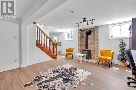 2569 Lockhart Road Innisfil ON L9S 3G2