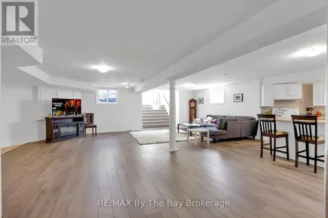 2569 Lockhart Road Innisfil ON L9S 3G2