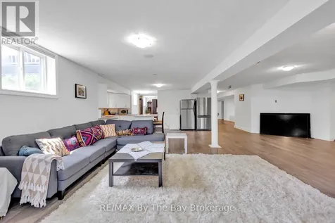 2569 Lockhart Road Innisfil ON L9S 3G2