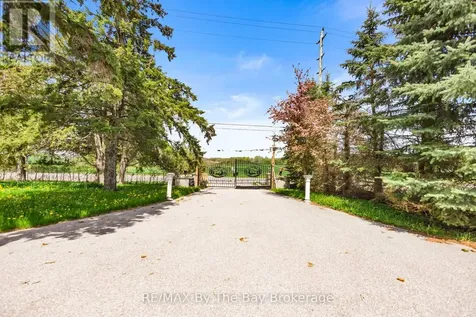 2569 Lockhart Road Innisfil ON L9S 3G2