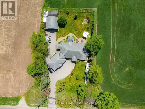 2569 Lockhart Road Innisfil ON L9S 3G2