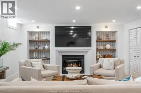 256 Pentilly Road Tecumseh ON N8N 2K9