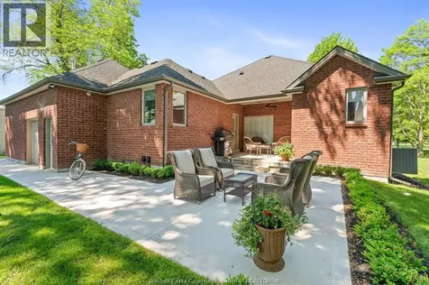 256 Pentilly Road Tecumseh ON N8N 2K9