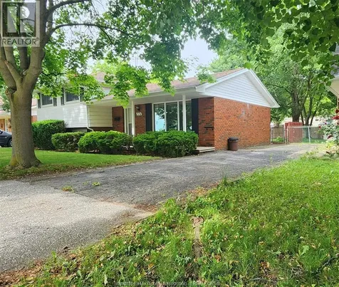 376 Fryer Street Amherstburg ON N9V 2L9