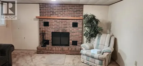 376 Fryer Street Amherstburg ON N9V 2L9