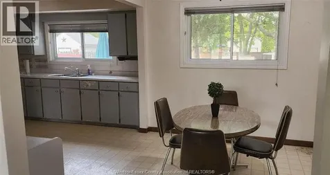 376 Fryer Street Amherstburg ON N9V 2L9