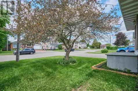 552 Sherbourne Street Sault Ste Marie ON P6C 3X7