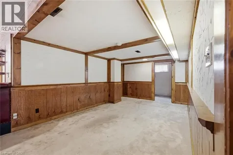 223 River Road East Kitchener ON N2B 2G9
