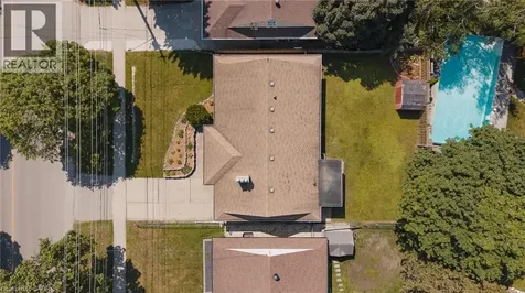 223 River Road East Kitchener ON N2B 2G9