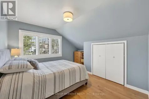 24 Brambel Road Oro-medonte ON L0L 2L0