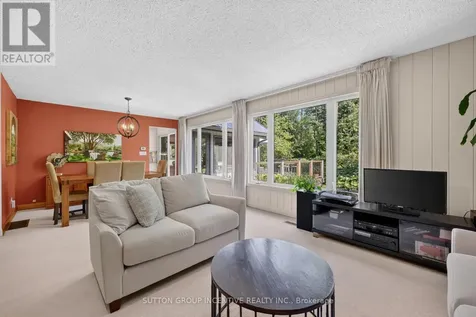 24 Brambel Road Oro-medonte ON L0L 2L0