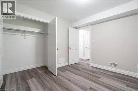 38 Viewpoint Avenue Hamilton ON L8V 2S5