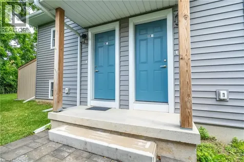38 Viewpoint Avenue Hamilton ON L8V 2S5