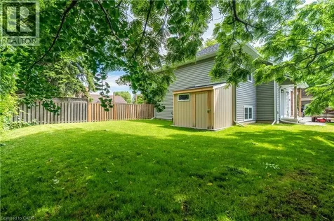 38 Viewpoint Avenue Hamilton ON L8V 2S5