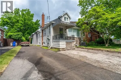 38 Viewpoint Avenue Hamilton ON L8V 2S5