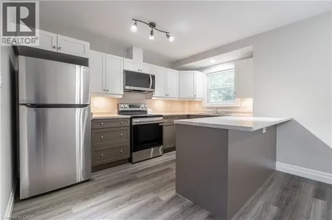 38 Viewpoint Avenue Hamilton ON L8V 2S5