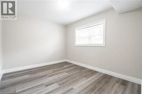 38 Viewpoint Avenue Hamilton ON L8V 2S5