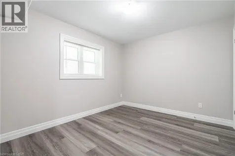 38 Viewpoint Avenue Hamilton ON L8V 2S5