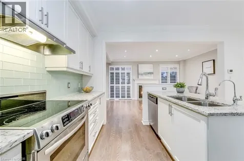 3087 Eberly Woods Drive Oakville ON L6M 0T7