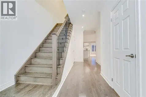 3087 Eberly Woods Drive Oakville ON L6M 0T7