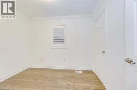 3087 Eberly Woods Drive Oakville ON L6M 0T7