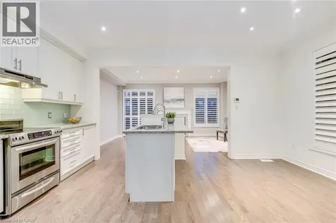 3087 Eberly Woods Drive Oakville ON L6M 0T7
