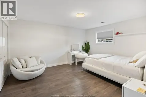 1068 Socrates Crescent Windsor ON N9G 2N9