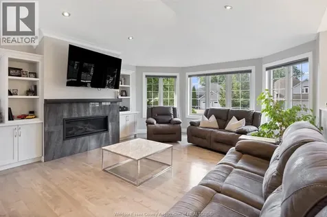 1068 Socrates Crescent Windsor ON N9G 2N9