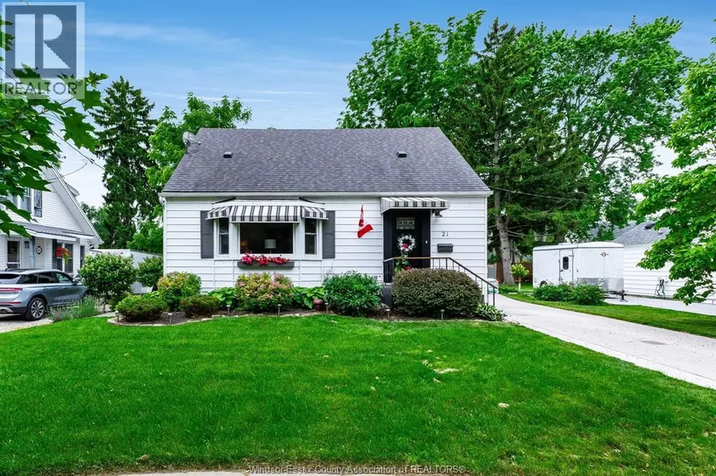 21 Prospect Street Kingsville ON N9Y 1M6