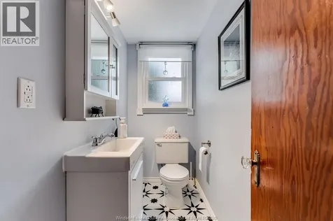21 Prospect Street Kingsville ON N9Y 1M6