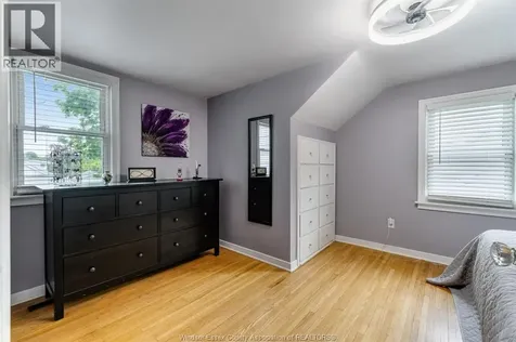 21 Prospect Street Kingsville ON N9Y 1M6