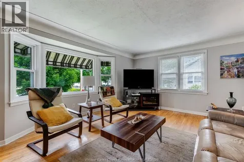 21 Prospect Street Kingsville ON N9Y 1M6