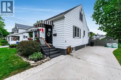 21 Prospect Street Kingsville ON N9Y 1M6