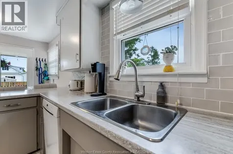 21 Prospect Street Kingsville ON N9Y 1M6