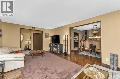 3230 Forest Glade Windsor ON N8R 1X3