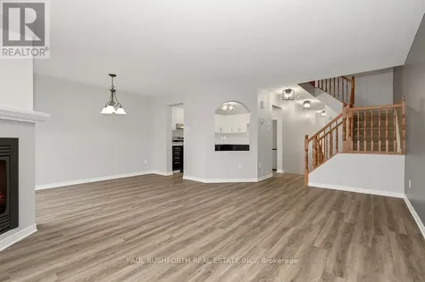 558 Louis Toscano Drive Ottawa ON K4A 0A9