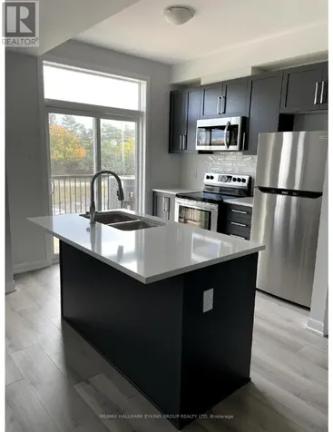923 Lixnaw Court Ottawa ON K2J 6Y3