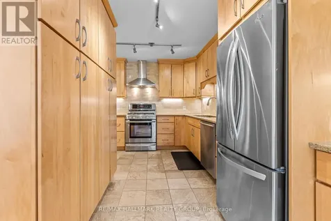 988 Lucille Way Ottawa ON K4A 4J2