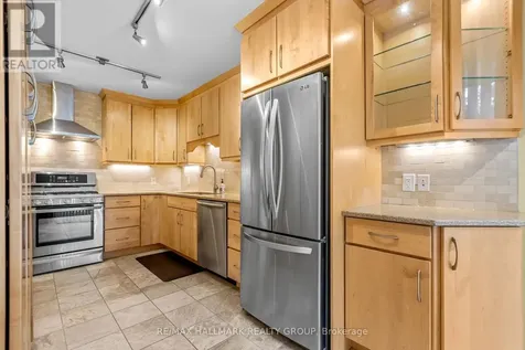 988 Lucille Way Ottawa ON K4A 4J2