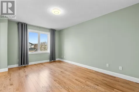988 Lucille Way Ottawa ON K4A 4J2