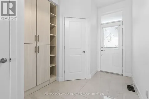 988 Lucille Way Ottawa ON K4A 4J2