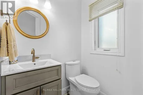 988 Lucille Way Ottawa ON K4A 4J2