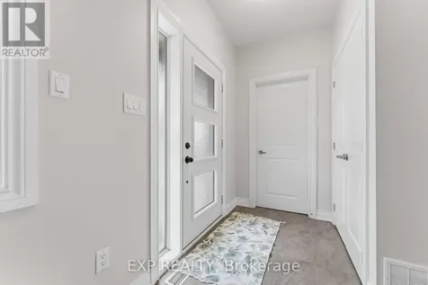 979 Admiral Avenue Ottawa ON K1Z 6L8