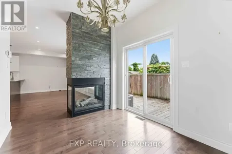 979 Admiral Avenue Ottawa ON K1Z 6L8