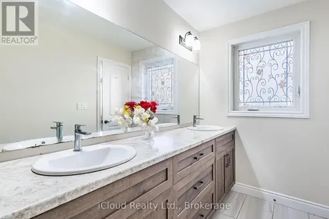 1 Lang Lane East Luther Grand Valley ON L9W 7S7