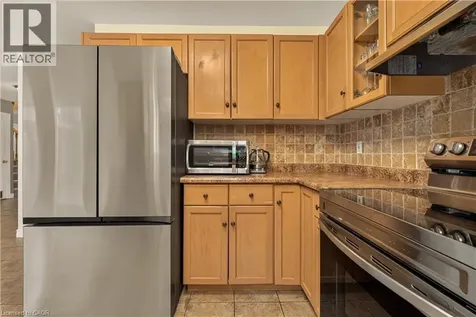 72 Etherington Crescent Binbrook ON L0R 1C0