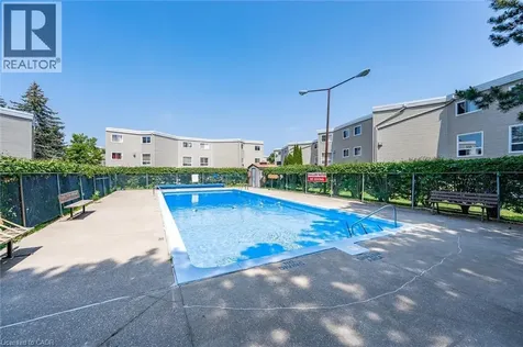 60 Elmsdale Drive Kitchener ON N2E 2G4