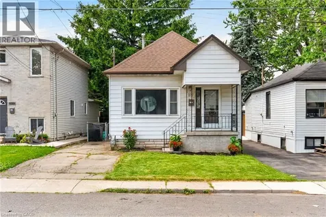 277 Normanhurst Avenue Hamilton ON L8H 5N3